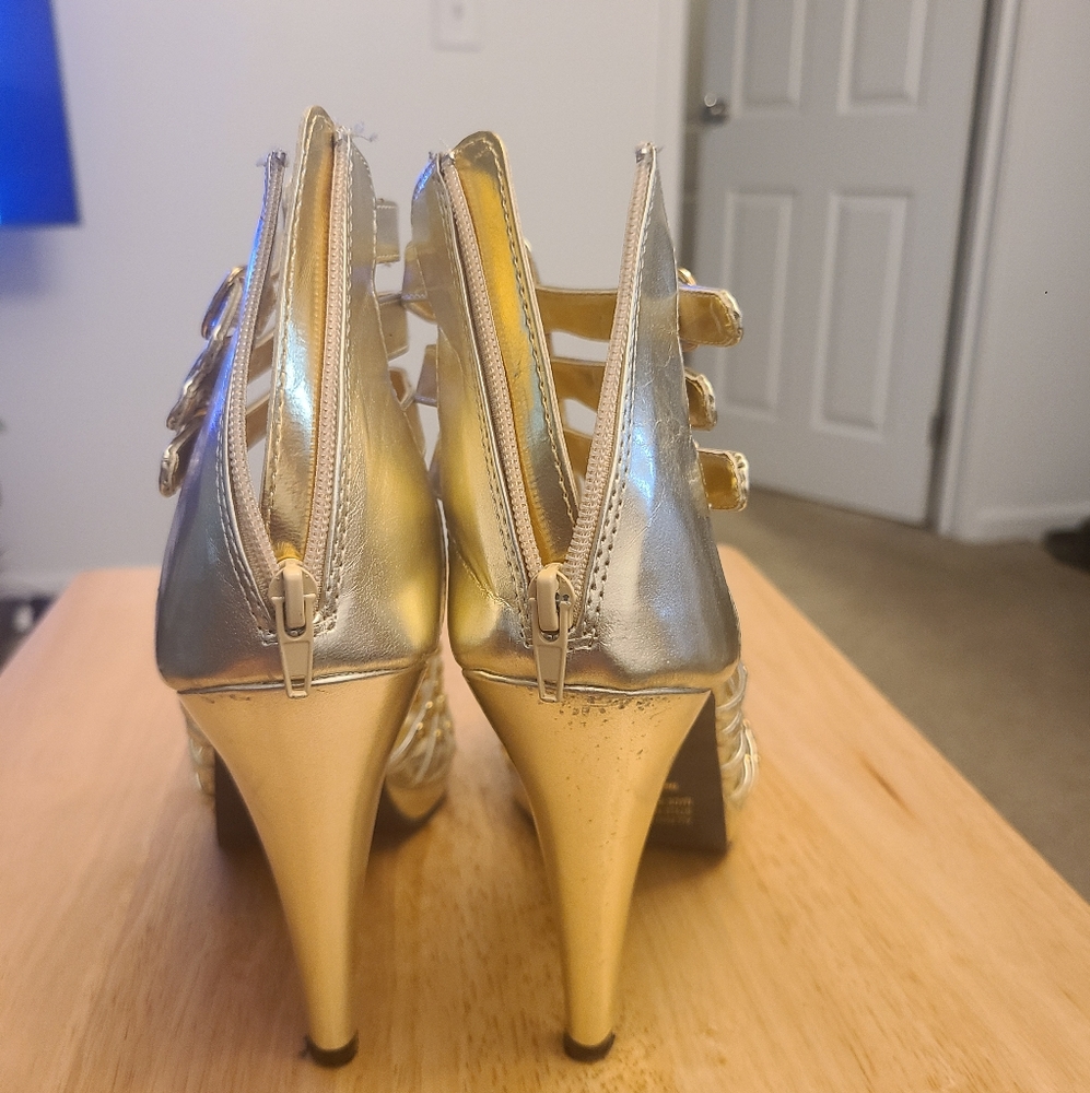 Womens Gold Peeptoe Heel - Picture 8 of 8
